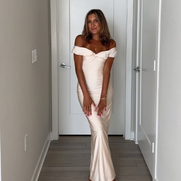 Dresses & Skirts - Commense White Dress